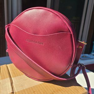 Portland Leathet Goods Large Circle Crossbody BOYSENBERRY